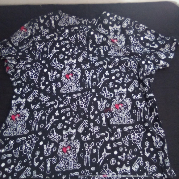 Runway by Cherokee scrub top ( box G ) - Picture 2 of 3